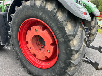 Traktor Fendt 724 PowerPlus mit Frontkraftheber: das Bild 5