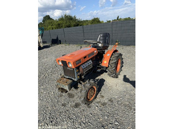 KUBOTA B series Traktor