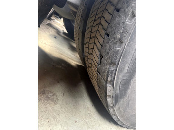 Sattelzugmaschine VOLVO FH 500 - 744 180 km - 2015: das Bild 5