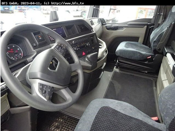 Sattelzugmaschine MAN TGX (TG3) 18.470 4x2 LL SA Ultra mit Hubsattelku: das Bild 4