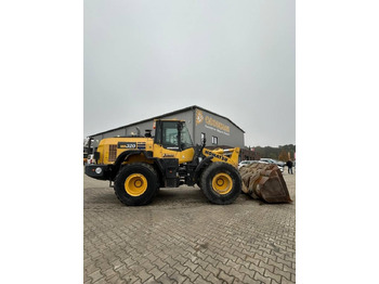 KOMATSU WA320 Radlader