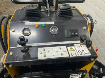 Deltalader 2025 JINING LIHUS HEAVY LRT 360 SKID STEER LOADER: das Bild 4 Deltalader 2025 JINING LIHUS HEAVY LRT 360 SKID STEER LOADER: das Bild 4