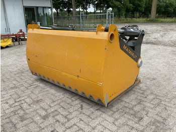 MAMMUT Landmaschine