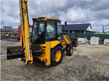 Baggerlader JCB 3CX-4T: das Bild 2
