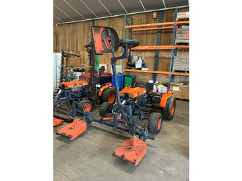 Kleintraktor Kubota B7000 4WD: das Bild 4
