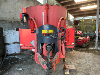 Futtermischwagen Kuhn Euvi85: das Bild 2