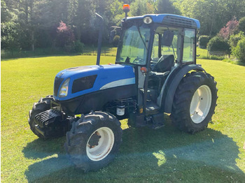 NEW HOLLAND T4000 Traktor