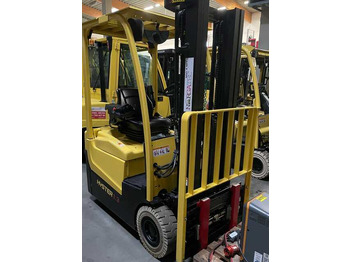 HYSTER Elektrostapler
