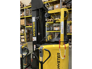 Schubmaststapler Hyster R1.4: das Bild 4