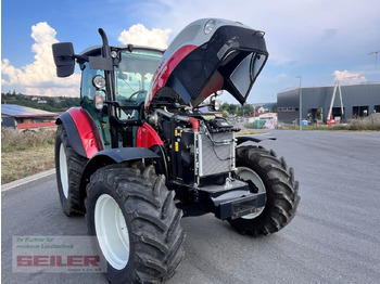 Traktor Steyr Kompakt 4075 HILO: das Bild 3