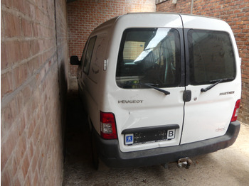 Andere Technik REF:Immatriculé sous : YAU-437 - Voiture Peugeot Partner: das Bild 5