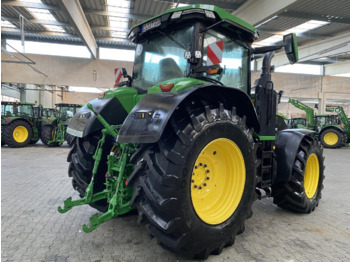 Traktor John Deere 7R 310: das Bild 3
