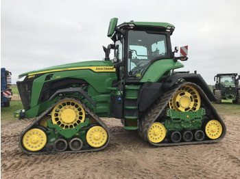 JOHN DEERE Traktor