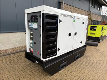 Stromgenerator SDMO R90 C3 John Deere Leroy Somer 90 kVA Silent Rental generatorset: das Bild 4 Stromgenerator SDMO R90 C3 John Deere Leroy Somer 90 kVA Silent Rental generatorset: das Bild 4