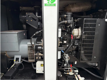 Stromgenerator SDMO R90 C3 John Deere Leroy Somer 90 kVA Silent Rental generatorset: das Bild 3 Stromgenerator SDMO R90 C3 John Deere Leroy Somer 90 kVA Silent Rental generatorset: das Bild 3