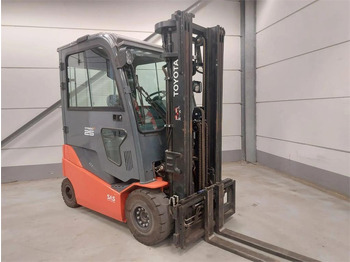 Elektrostapler Toyota 8FBMKT25: das Bild 3 Elektrostapler Toyota 8FBMKT25: das Bild 3