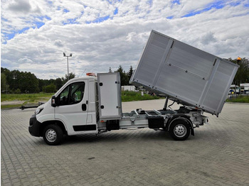 RENAULT Master Kipper Transporter