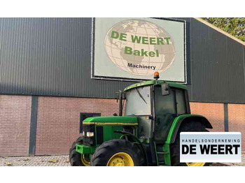 JOHN DEERE 6200 Traktor