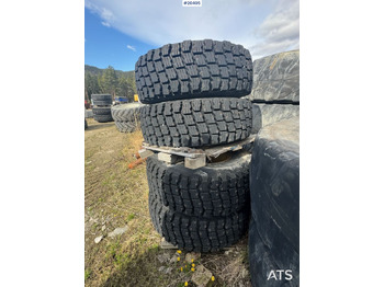 Felgen und Reifen für Baumaschine Michelin vinterdekk m/ felg: das Bild 2