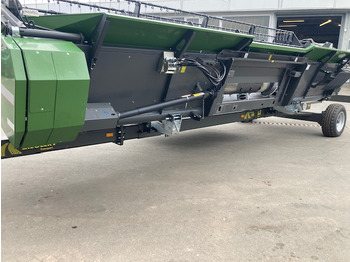 Mähdrescher neu kaufen Fendt 6335C Stage 5: das Bild 4 Mähdrescher neu kaufen Fendt 6335C Stage 5: das Bild 4