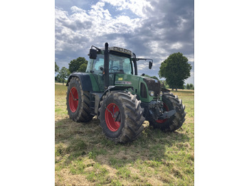 FENDT 718 Vario Traktor