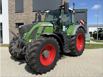 FENDT 724 Vario Traktor