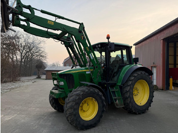 JOHN DEERE 6420 Traktor