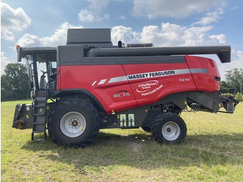MASSEY FERGUSON Mähdrescher