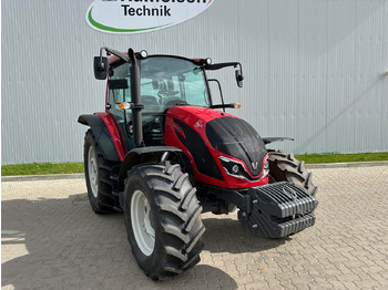 VALTRA A-series Traktor