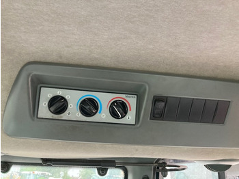 Traktor Valtra T 173 SH High Tec: das Bild 2