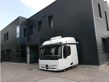 MERCEDES-BENZ Actros Fahrerhaus und Interieur