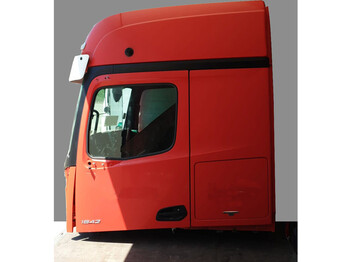 MERCEDES-BENZ Actros Fahrerhaus und Interieur