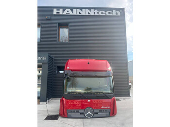 MERCEDES-BENZ Actros Fahrerhaus und Interieur
