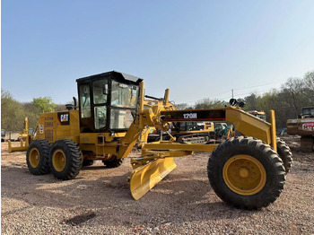 CATERPILLAR 120H Grader
