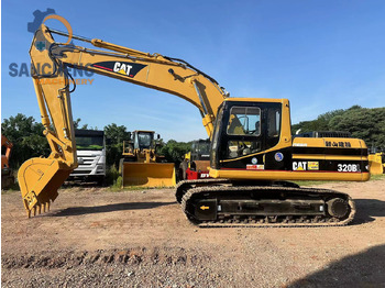 Kettenbagger CATERPILLAR 320B: das Bild 3