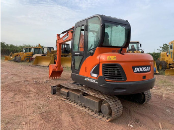 Bagger DOOSAN DX55: das Bild 3