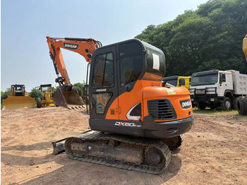 Kettenbagger DOOSAN DX60: das Bild 4 Kettenbagger DOOSAN DX60: das Bild 4