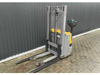 JUNGHEINRICH EJC Hochhubwagen