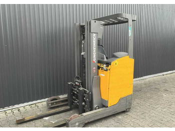 JUNGHEINRICH ETV Schubmaststapler