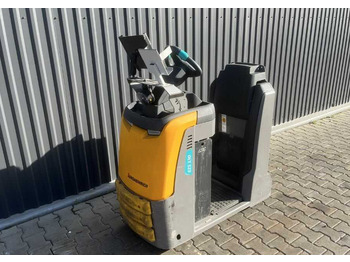 JUNGHEINRICH Schleppfahrzeug