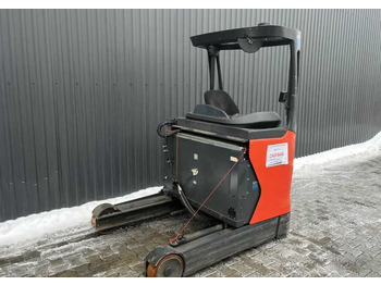 LINDE R16 Schubmaststapler