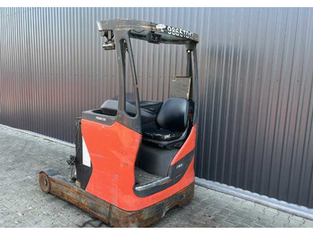 Schubmaststapler Linde R16HD-01: das Bild 3 Schubmaststapler Linde R16HD-01: das Bild 3