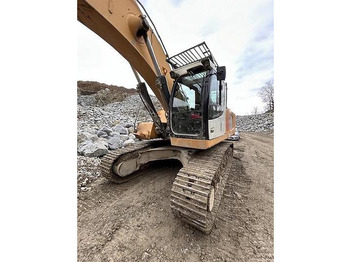 LIEBHERR R 946 Bagger