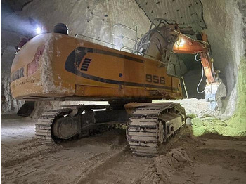 LIEBHERR Bagger