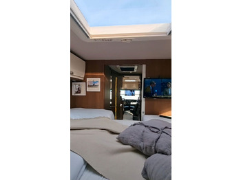Integriertes Wohnmobil Niesmann + Bischoff Flair 880 BE: das Bild 5