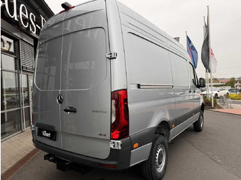 Kastenwagen Mercedes-Benz Sprinter 319 CDI 4x4 3665 Klima Standheiz AHK: das Bild 4