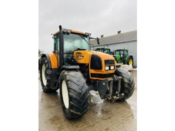 Traktor Renault ARES 826 RZ: das Bild 5