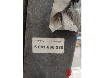 Kühler für LKW Renault Occ radiator Renault: das Bild 4