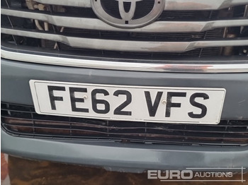 TOYOTA Hilux Pick-up