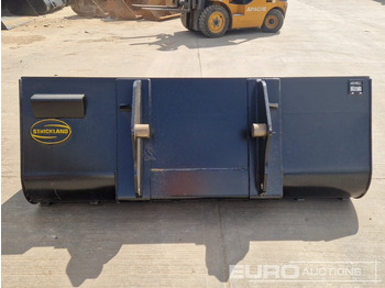 Landmaschine Unused Strickland 90" Loading Bucket to suit Manitou Telehandler: das Bild 4